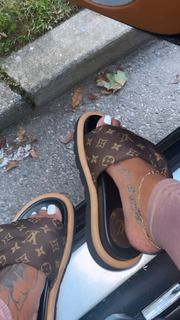 Alexis Skyy feet photo thumbnail