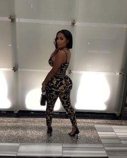 Alexis Skyy feet photo thumbnail