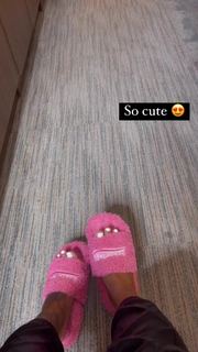 Alexis Skyy feet photo thumbnail