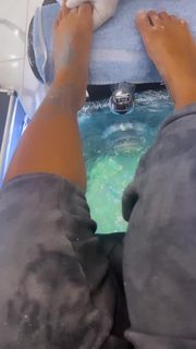 Alexis Skyy feet photo thumbnail