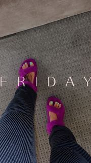 Alexis Skyy feet photo thumbnail