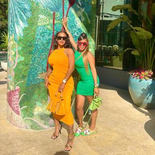 Alexis Skyy feet photo thumbnail