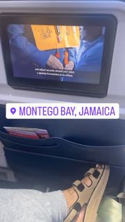 Alexis Skyy feet photo thumbnail