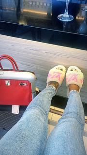 Alexis Skyy feet photo thumbnail