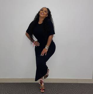 Alexis Skyy feet photo thumbnail