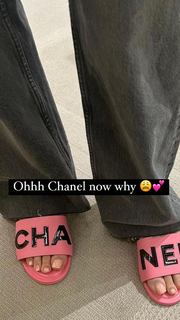 Alexis Skyy feet photo thumbnail