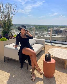 Alexis Skyy feet photo thumbnail