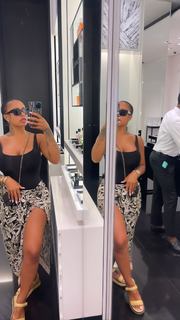 Alexis Skyy feet photo thumbnail