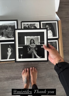 Alexis Skyy feet photo thumbnail