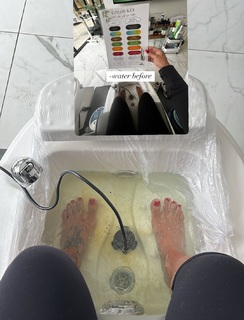 Alexis Skyy feet photo thumbnail