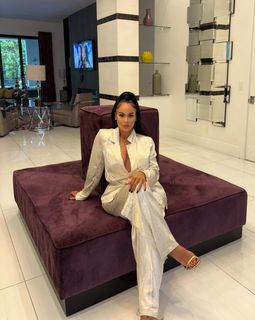 Alexis Skyy feet photo thumbnail