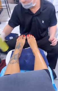 Alexis Skyy feet photo thumbnail