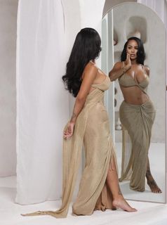 Alexis Skyy feet photo thumbnail