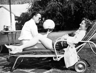 Alexis Smith feet photo 19