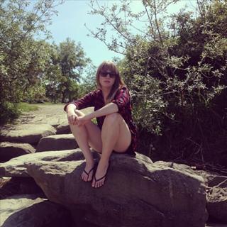 Alexz Johnson feet photo 17