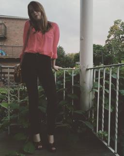 Alexz Johnson feet photo 7
