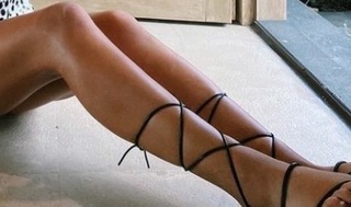 Aleyna Kalaycioglu feet photo 16