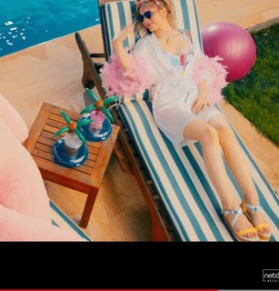Aleyna Tilki feet photo thumbnail
