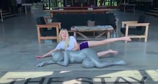 Aleyna Tilki feet photo thumbnail