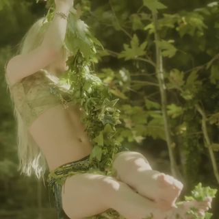 Aleyna Tilki feet photo thumbnail