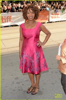 Alfre Woodard feet photo 4