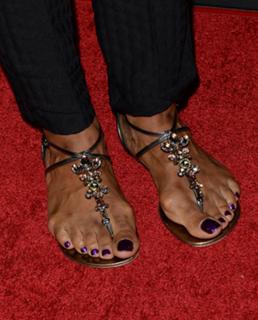 Alfre Woodard feet photo 20