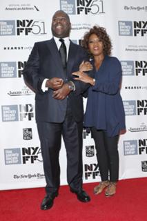 Alfre Woodard feet photo 3