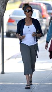 Alfre Woodard feet photo 7