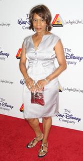 Alfre Woodard feet photo 14