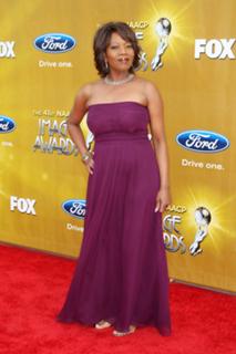 Alfre Woodard feet photo 9