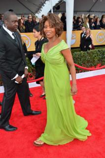Alfre Woodard feet photo 4