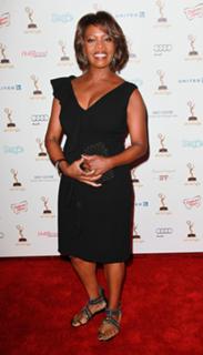 Alfre Woodard feet photo 2