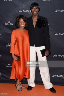 Alfre Woodard feet photo 6