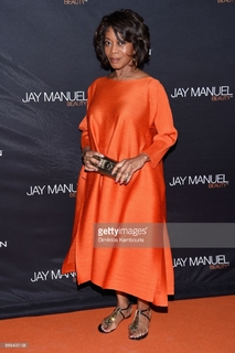 Alfre Woodard feet photo 4