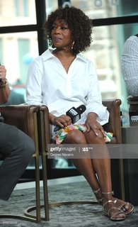 Alfre Woodard feet photo 7