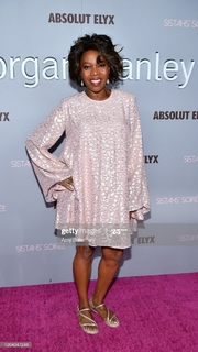 Alfre Woodard feet photo 7