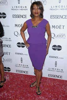 Alfre Woodard feet photo 20