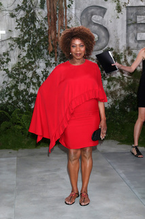 Alfre Woodard feet photo 17