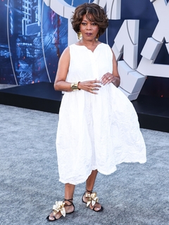 Alfre Woodard feet photo 8