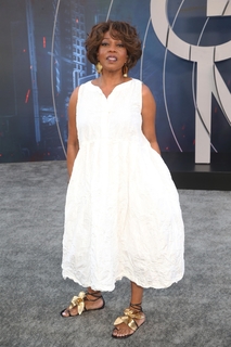 Alfre Woodard feet photo 7