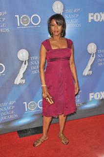 Alfre Woodard feet photo 20