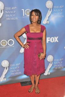Alfre Woodard feet photo 19