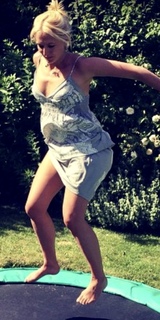 Ali Bastian feet photo 4