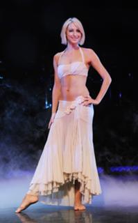 Ali Bastian feet photo 2