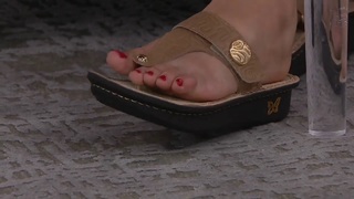 Ali Carr feet photo thumbnail