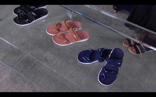 Ali Carr feet photo thumbnail