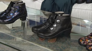 Ali Carr feet photo thumbnail