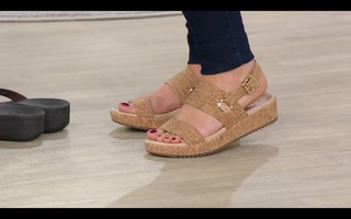 Ali Carr feet photo thumbnail