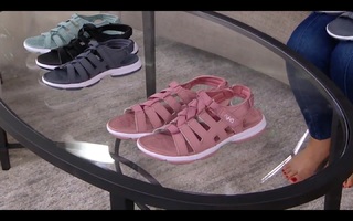 Ali Carr feet photo thumbnail