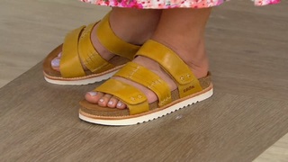 Ali Carr feet photo thumbnail